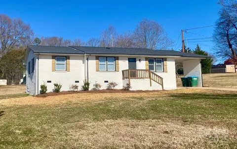 401 E Tennessee Ave, Bessemer City, NC 28016