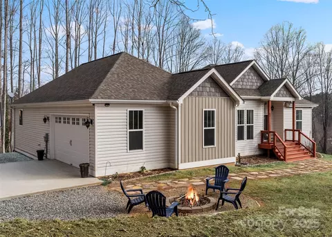 53 Blue Ridge Acres Rd, Asheville, NC 28806