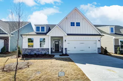 107 N Dunlavin 8 Way #8, Mooresville, NC 28115