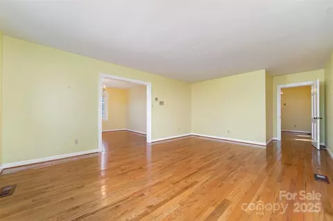 Living - 107 E Boyd St, Maiden, NC 28650 photo 3 of 7