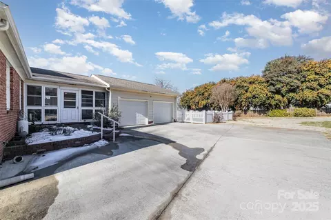 Exterior - 107 E Boyd St, Maiden, NC 28650 photo 7 of 8