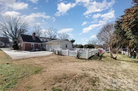 Exterior - 107 E Boyd St, Maiden, NC 28650 photo 8 of 8