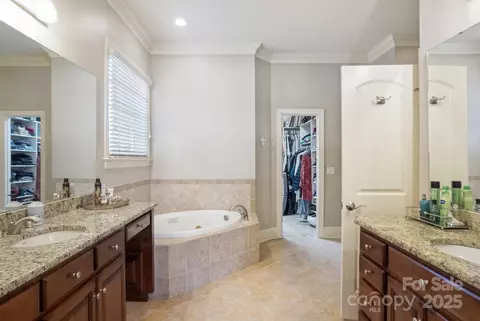 6639 Fox Ridge Cir, Davidson, NC 28036 photo 22