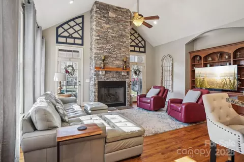 6639 Fox Ridge Cir, Davidson, NC 28036 photo 7