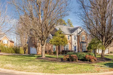 Exterior - 300 Dorsett Downs Downs, Fort Mill, SC 29708 photo 2 of 7