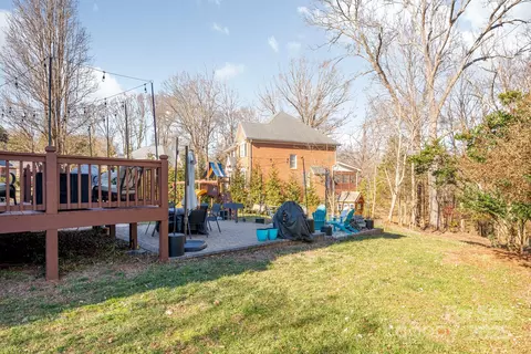 Exterior - 300 Dorsett Downs Downs, Fort Mill, SC 29708 photo 6 of 7