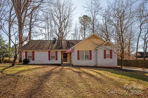 714 Mattingwood Dr, Charlotte, NC 28270