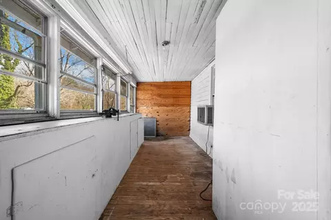 Exterior - 608 6th Sw St SW, Conover, NC 28613 photo 6 of 6