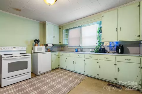 Kitchen - 608 6th Sw St SW, Conover, NC 28613 photo 1 of 2