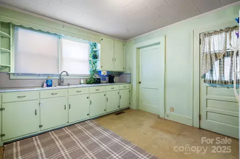 Other - 608 6th Sw St SW, Conover, NC 28613 photo 5 of 7