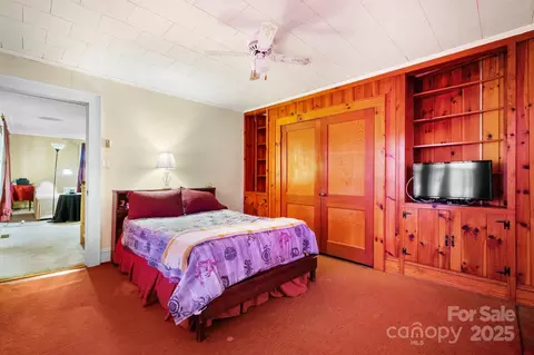 Bedroom - 608 6th Sw St SW, Conover, NC 28613 photo 4 of 7