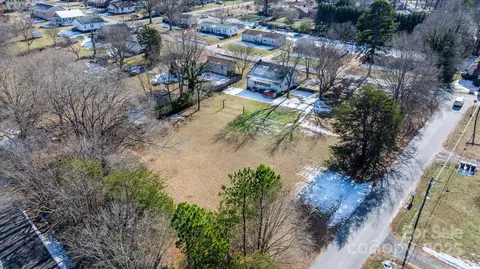 View/Area - 608 6th Sw St SW, Conover, NC 28613 photo 1 of 2