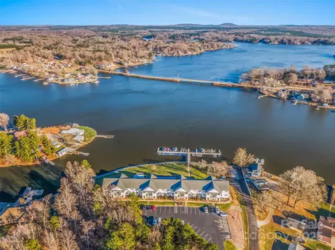 150 Rivers Edge G Pl #G, Lexington, NC 27292