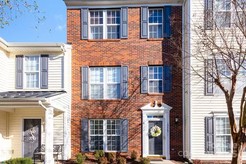 10463 Alexander Martin Ave, Charlotte, NC 28277