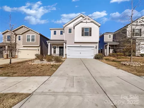 6864 Good News Dr, Charlotte, NC 28215