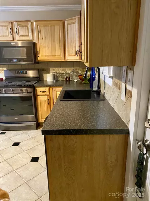 1014 Wright Sw 2 St SW #2, Lenoir, NC 28645 photo 10