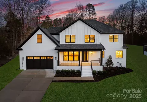 3621 Carmel Forest Dr, Charlotte, NC 28226