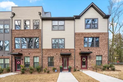 352 Twinflower Ln, Charlotte, NC 28205