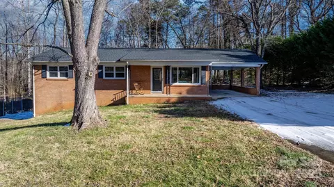 2577 Conner Cir, Lenoir, NC 28645