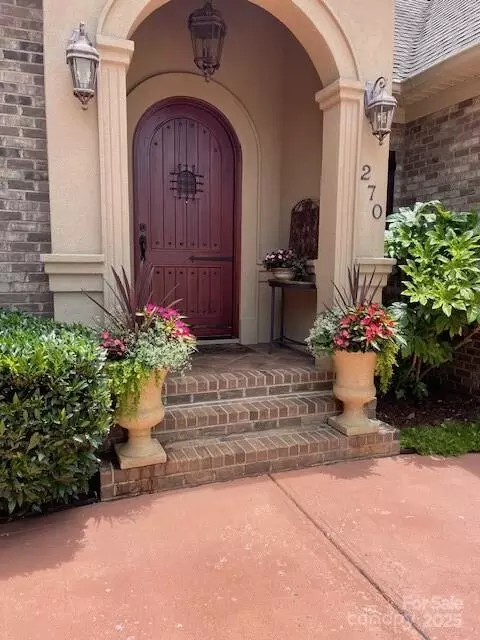 Exterior - 270 Bent Tree Dr, Stanley, NC 28164 photo 6 of 15