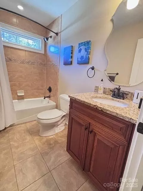 Bath - 270 Bent Tree Dr, Stanley, NC 28164 photo 5 of 5