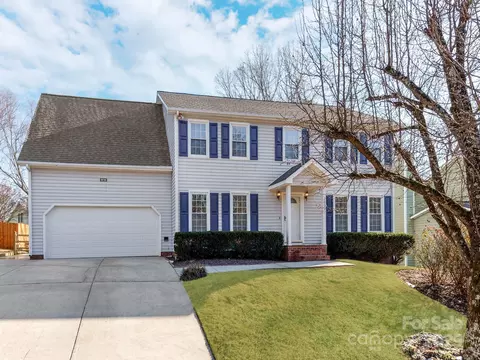 2005 Kildare Dr, Greensboro, NC 27407