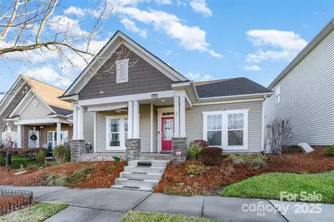 9538 Skybluff Cir, Huntersville, NC 28078