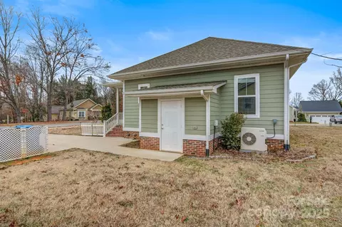 1052 33rd Avenue Ne Loop NE, Hickory, NC 28601 photo 37