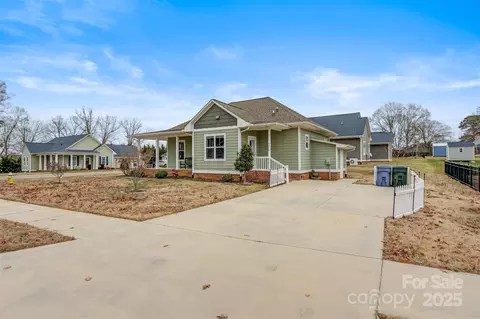 1052 33rd Avenue Ne Loop NE, Hickory, NC 28601 photo 29