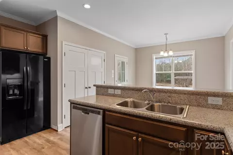 1052 33rd Avenue Ne Loop NE, Hickory, NC 28601 photo 15