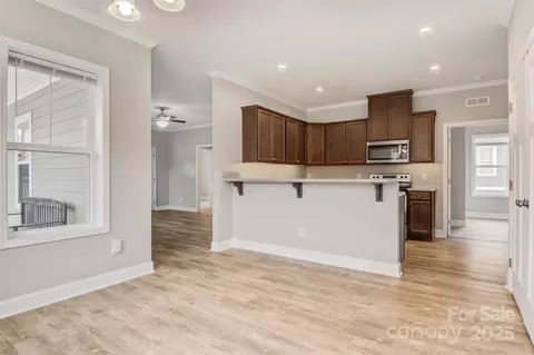 1052 33rd Avenue Ne Loop NE, Hickory, NC 28601 photo 8