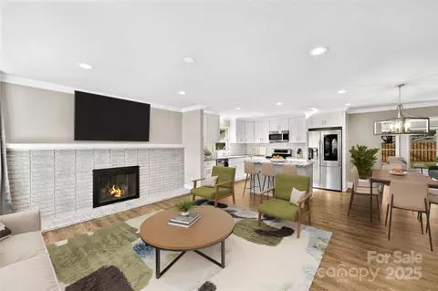 5410 Seacroft Rd, Charlotte, NC 28210