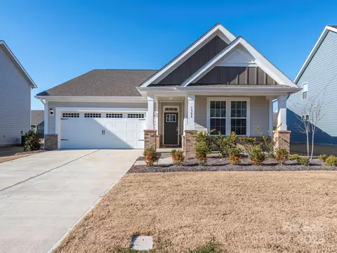 1308 Black Walnut St, Monroe, NC 28112