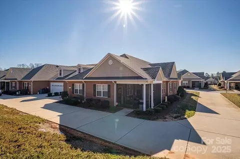 8176 Viscount Ct, Denver, NC 28037