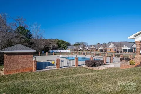 8176 Viscount Ct, Denver, NC 28037 photo 30