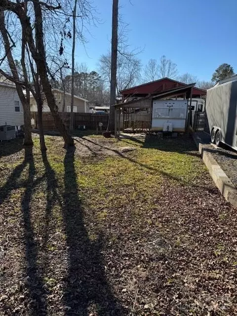 113 Poplar Trl, Mount Gilead, NC 27306