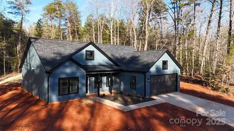 318 Chapel Hill 695 Rd #695, Troy, NC 27371
