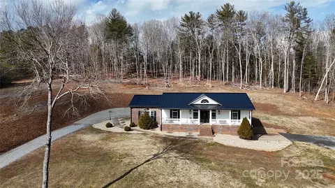 1470 Charles Franklin Ln, Morganton, NC 28655