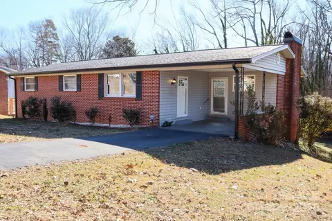 642 7th Se Ave SE, Hickory, NC 28602