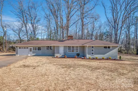 913 Piney Ridge Rd, Forest City, NC 28043
