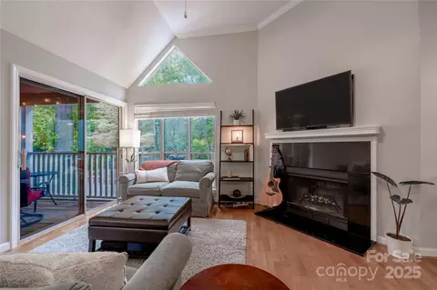 2502 Cranbrook 4 Ln #4, Charlotte, NC 28207