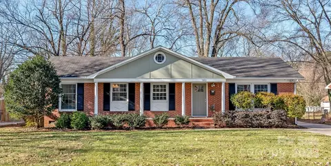 941 Squirrel Hill Rd, Charlotte, NC 28213