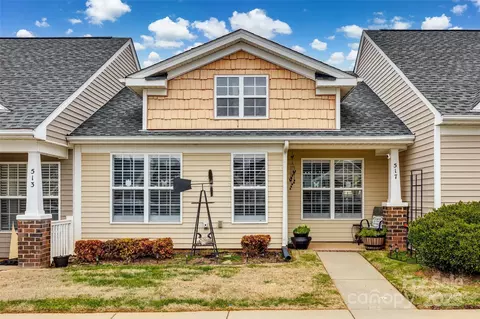 517 Fenton Pl, Rock Hill, SC 29732