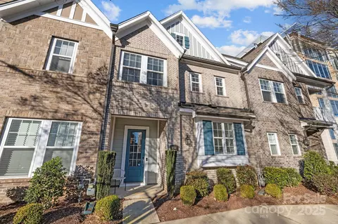 7520 Waverly Walk Ave, Charlotte, NC 28277