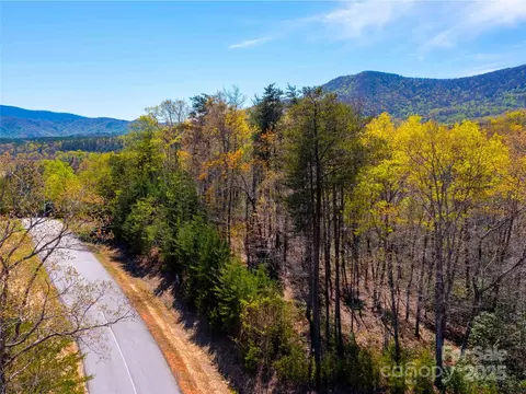 107 Deep Gap E Rd E, Mill Spring, NC 28756 photo 6