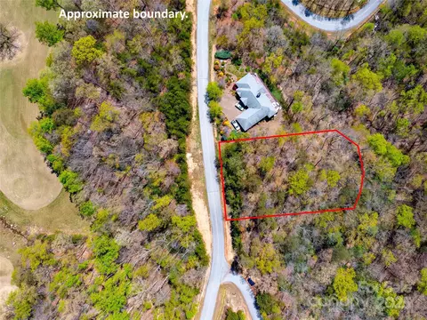 107 Deep Gap E Rd E, Mill Spring, NC 28756 photo 2