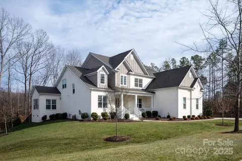 2010 Belle Grove Dr, Marvin, NC 28173