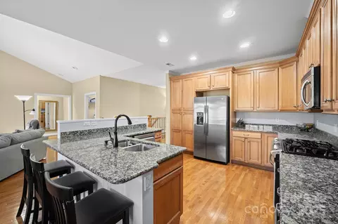 3976 Stadler Ne Dr NE, Conover, NC 28613 photo 9