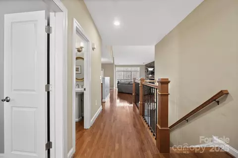 3976 Stadler Ne Dr NE, Conover, NC 28613 photo 3