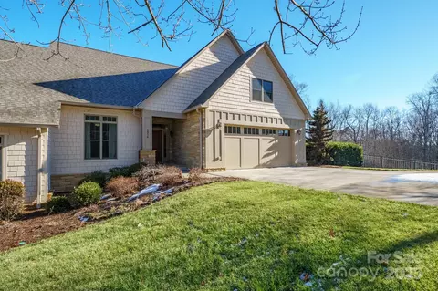 3976 Stadler Ne Dr NE, Conover, NC 28613 photo 2